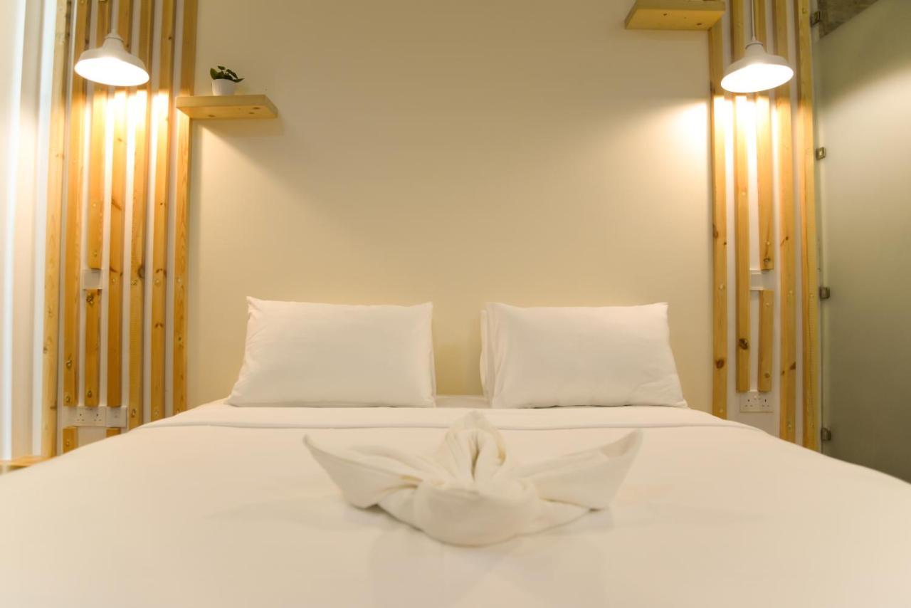 Portia Hotel & Spa Dhiffushi Luaran gambar